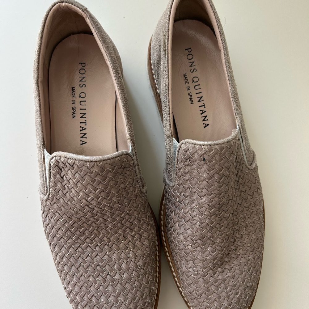 Pons Quintana Beige and Silver Shimmer Loafers size 39